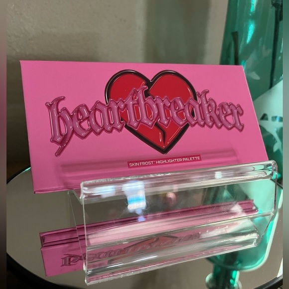 Jeffree Star Heartbreaker Skin Frost Highlighter Palette, NEW IN BOX! - Picture 6 of 7